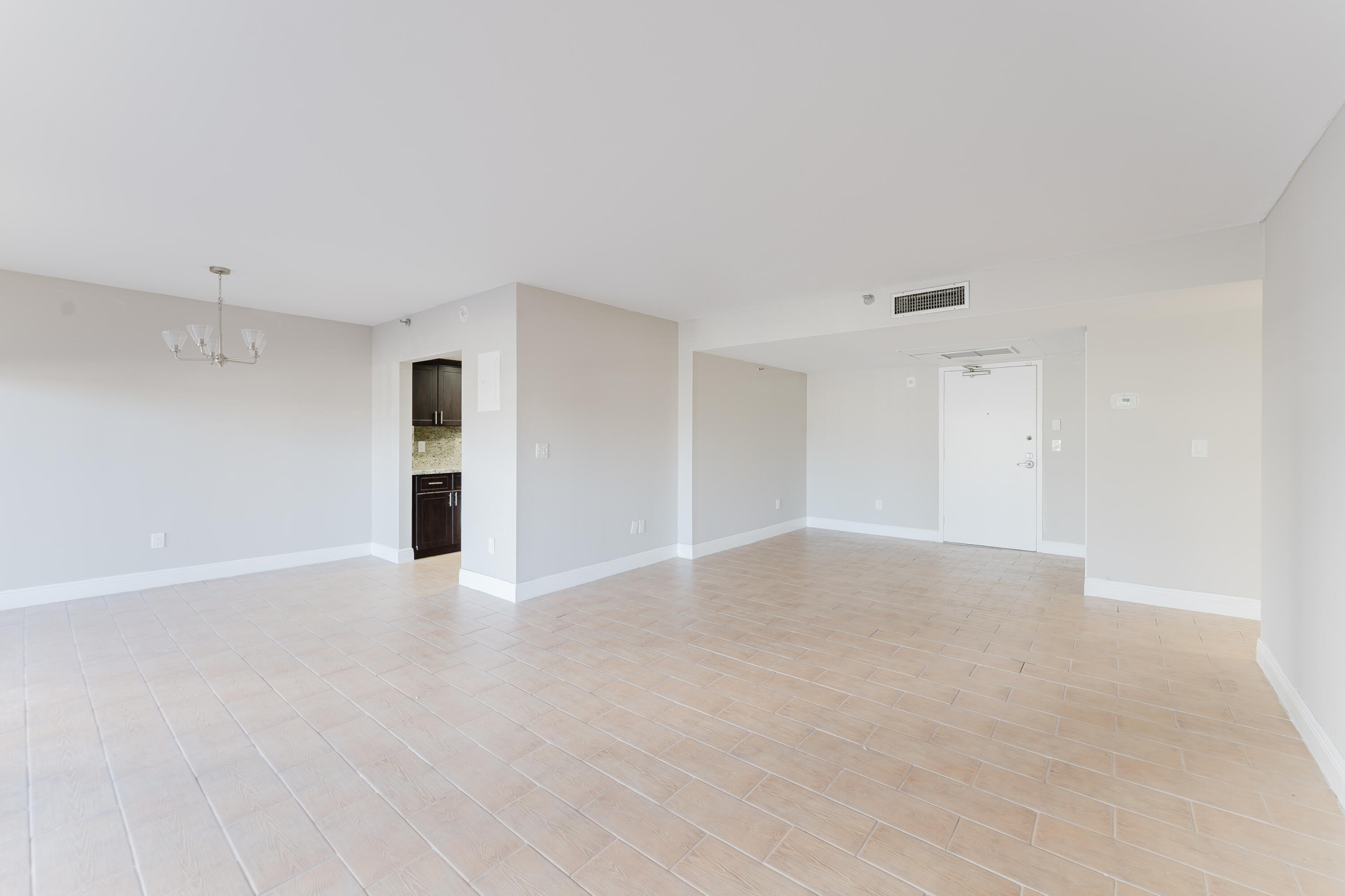 859 Jeffery Street, Unit 208 Boca Raton, FL 33487 - Photo 15 of 39 a view of an empty room with closet