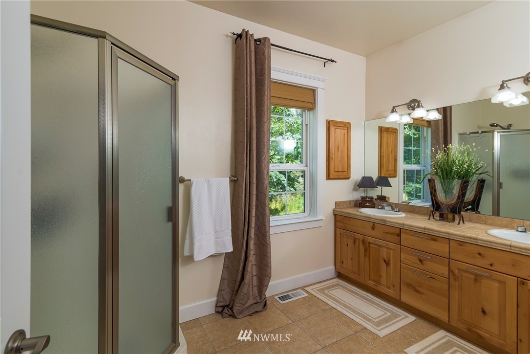 366 Denneboom Road Coupeville, WA 98239 - Photo 10 of 27 Gallery Image 10