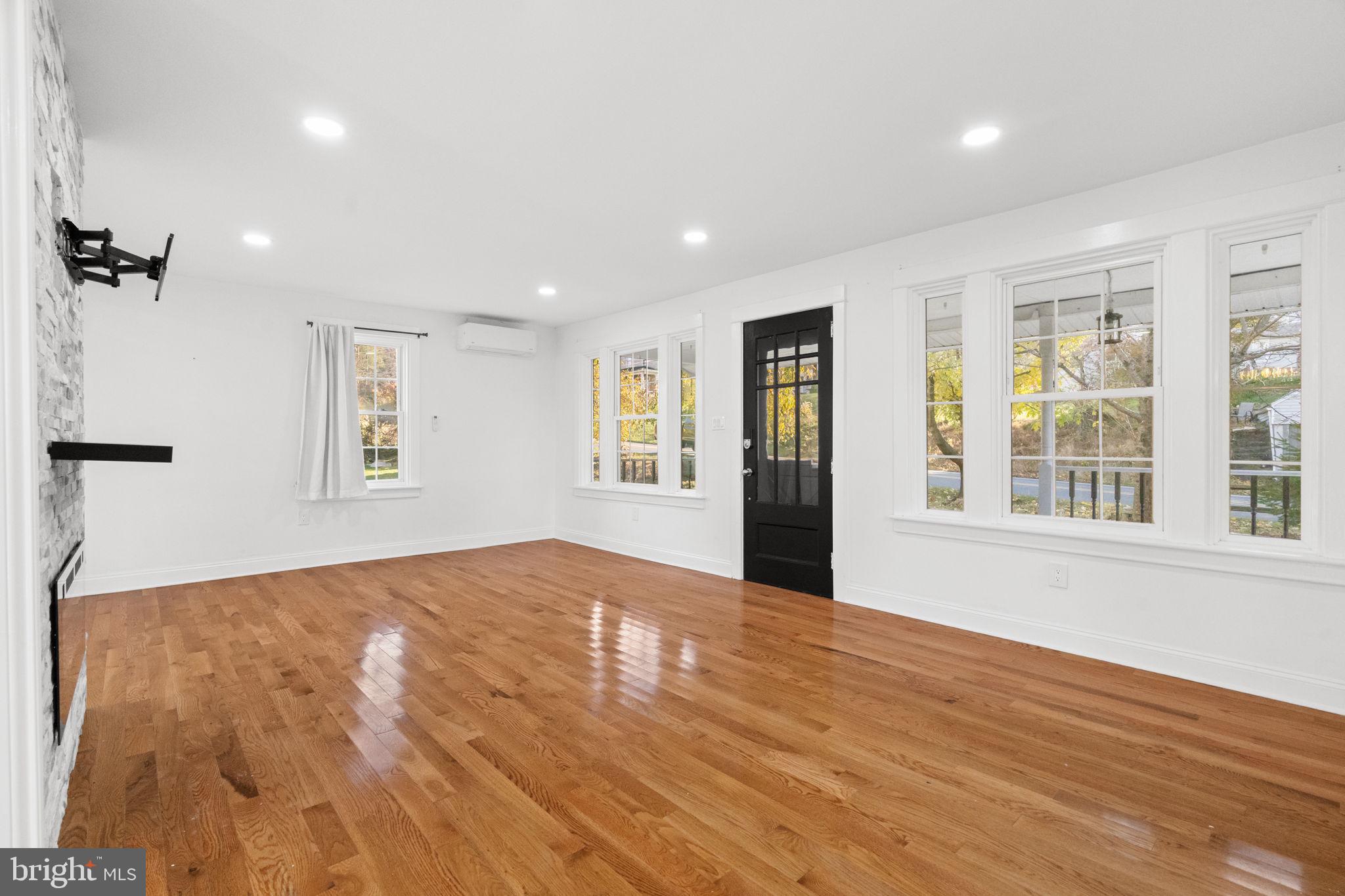1439 Seidersville Road Bethlehem, PA 18015 - Photo 13 of 55 Gallery Image 13