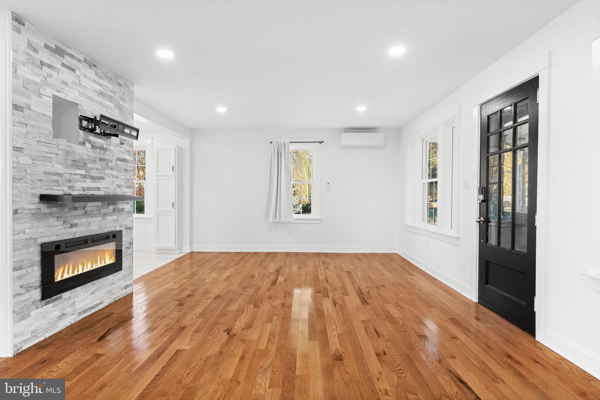 1439 Seidersville Road Bethlehem, PA 18015 - Photo 14 of 55 Gallery Image 14