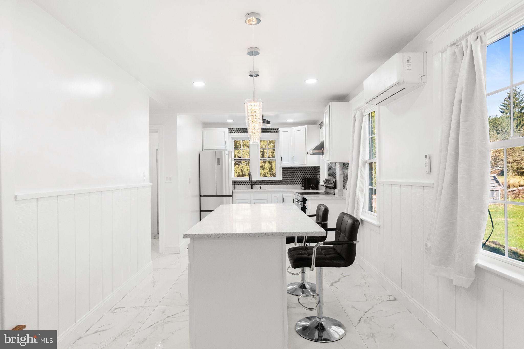 1439 Seidersville Road Bethlehem, PA 18015 - Photo 9 of 55 Gallery Image 9