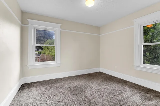 $849,950 | 1814 East Cherry Street, Seattle, WA 98122