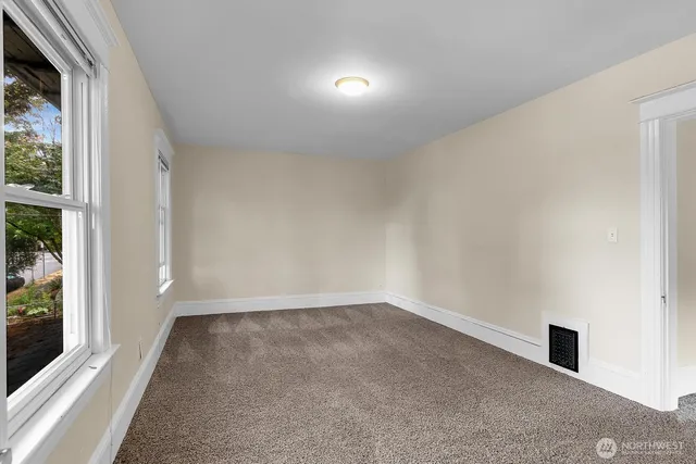 $849,950 | 1814 East Cherry Street, Seattle, WA 98122