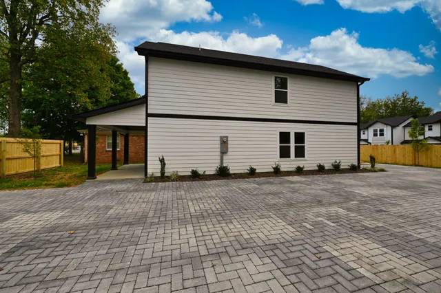 $2,195 | 146 North Trigg Avenue, Unit 120, Gallatin, TN 37066