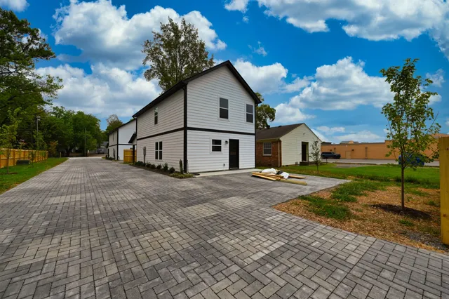 $2,195 | 146 North Trigg Avenue, Unit 120, Gallatin, TN 37066