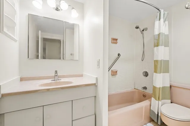 $540,000 | 50 Longwood Avenue, Unit 611, Brookline, MA 02446