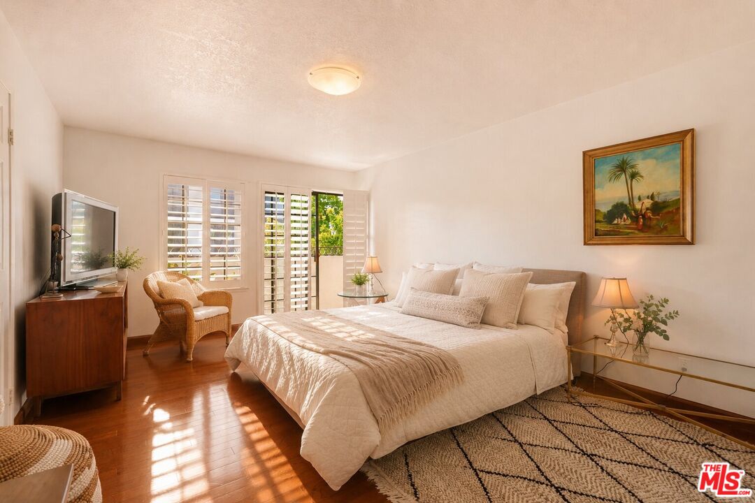 432 South Hamel Road, Unit 303 Los Angeles, CA 90048 - Photo 17 of 26