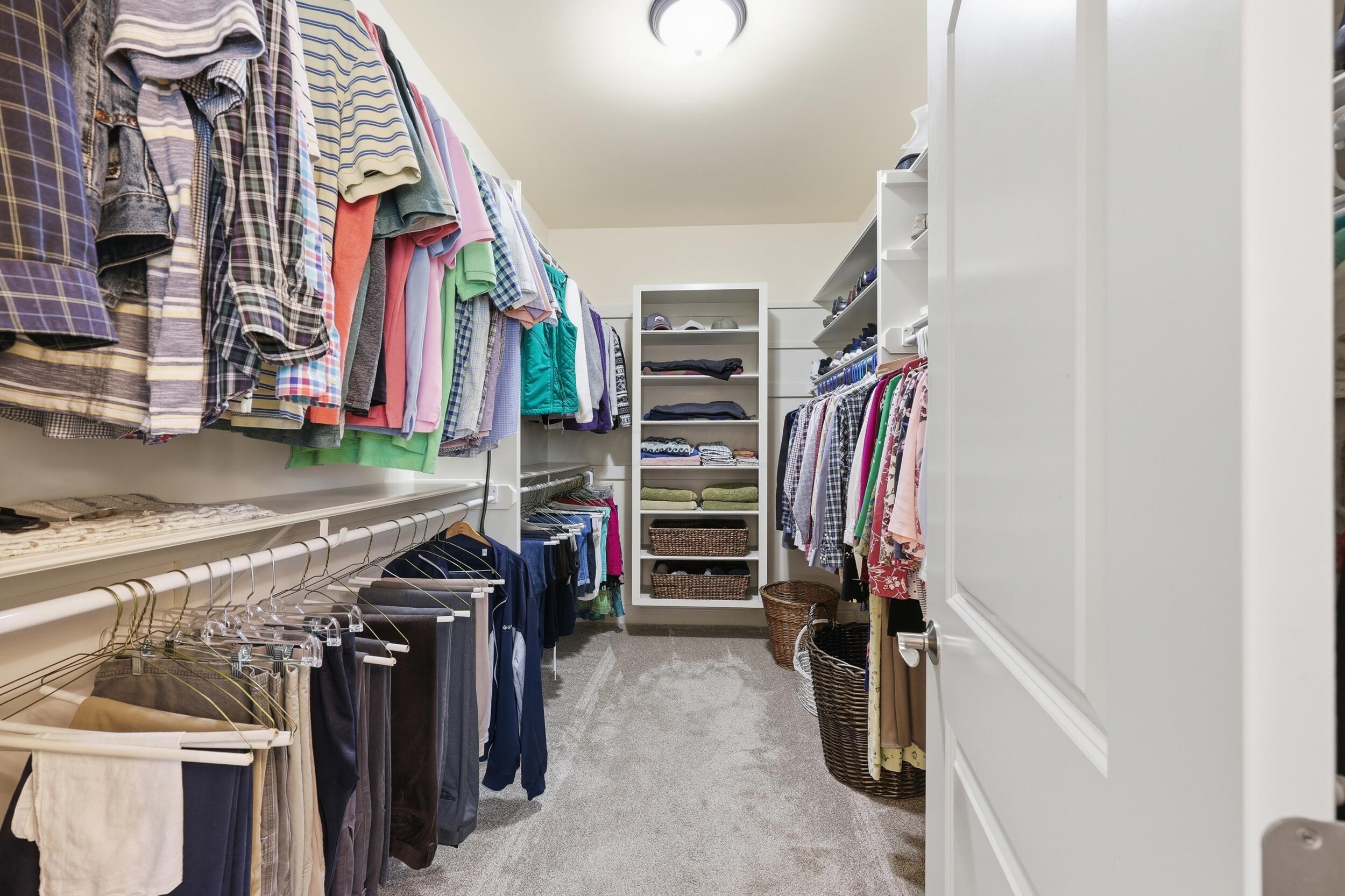 3233 Armscote Road Dublin, OH 43017 - Photo 24 of 46 Walk-in closet