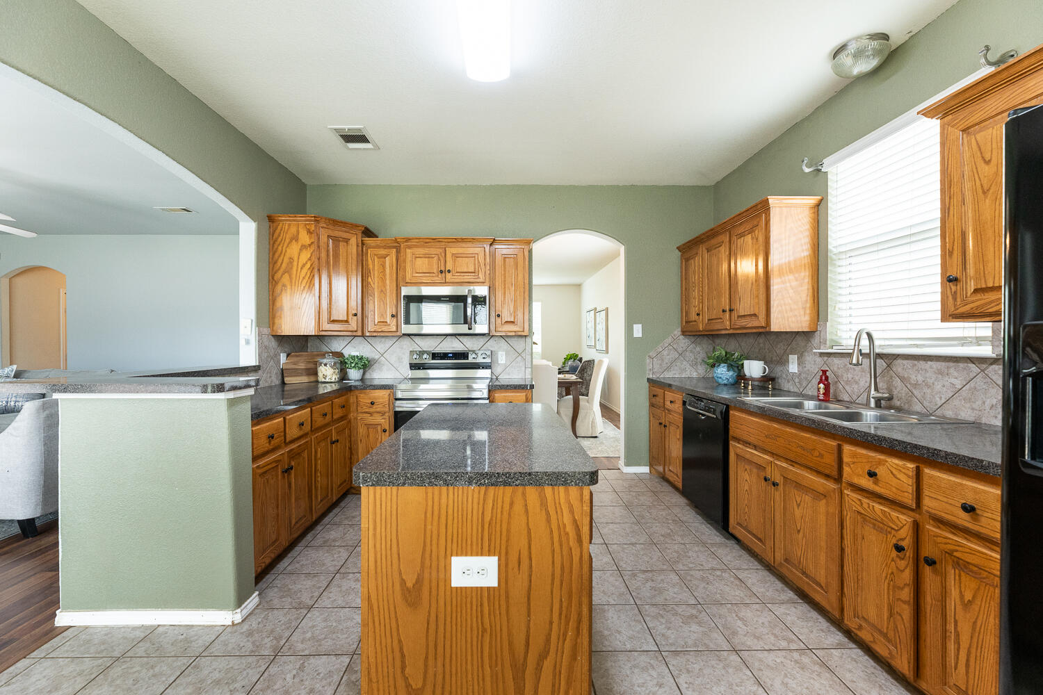 4919 Hanover Street Lubbock, TX 79416 - Photo 20 of 76 -