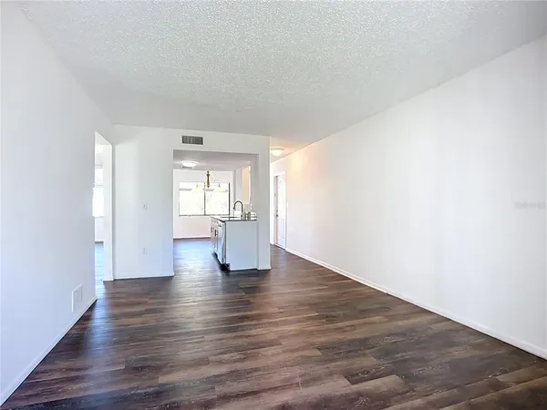 $165,000 | 5310 26th Street West, Unit 306, Bradenton, FL 34207