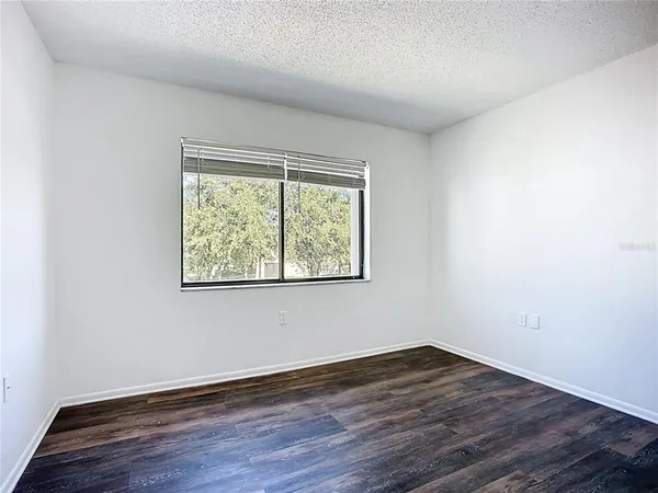 $165,000 | 5310 26th Street West, Unit 306, Bradenton, FL 34207