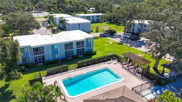 $165,000 | 5310 26th Street West, Unit 306, Bradenton, FL 34207
