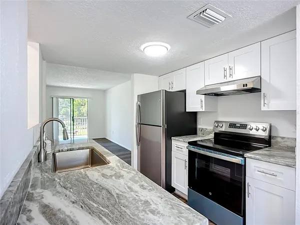 $165,000 | 5310 26th Street West, Unit 306, Bradenton, FL 34207