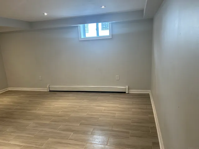 $1,800 | 67 Yarwood Street, Stratford, CT 06615