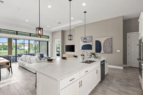 $989,000 | 11856 Leon Circle, Parkland, FL 33076