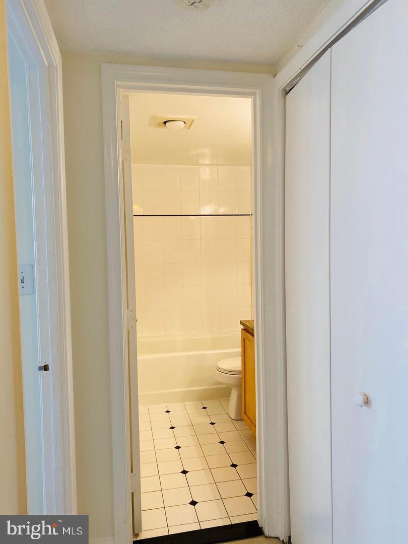 2630 Adams Mill Road Northwest, Unit 202 Washington, DC 20009 - Photo 10 of 19