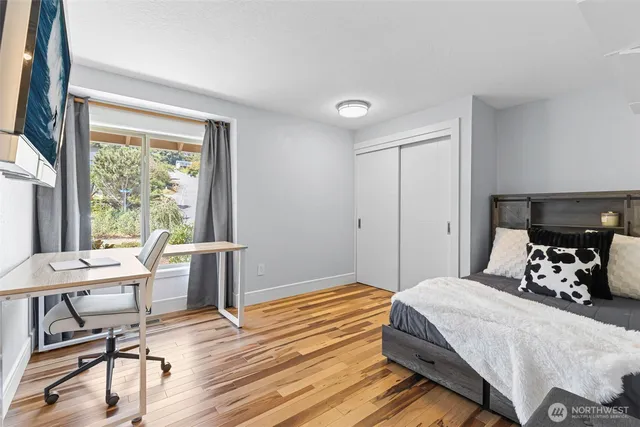 $1,999,000 | 2500 171 Avenue Southeast, Bellevue, WA 98008