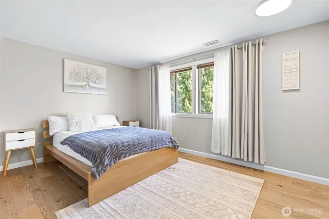 $1,999,000 | 2500 171 Avenue Southeast, Bellevue, WA 98008