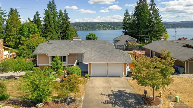 $1,999,000 | 2500 171 Avenue Southeast, Bellevue, WA 98008