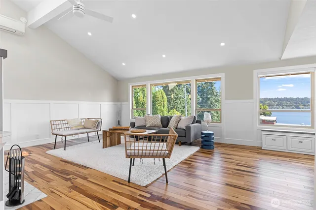 $1,999,000 | 2500 171 Avenue Southeast, Bellevue, WA 98008