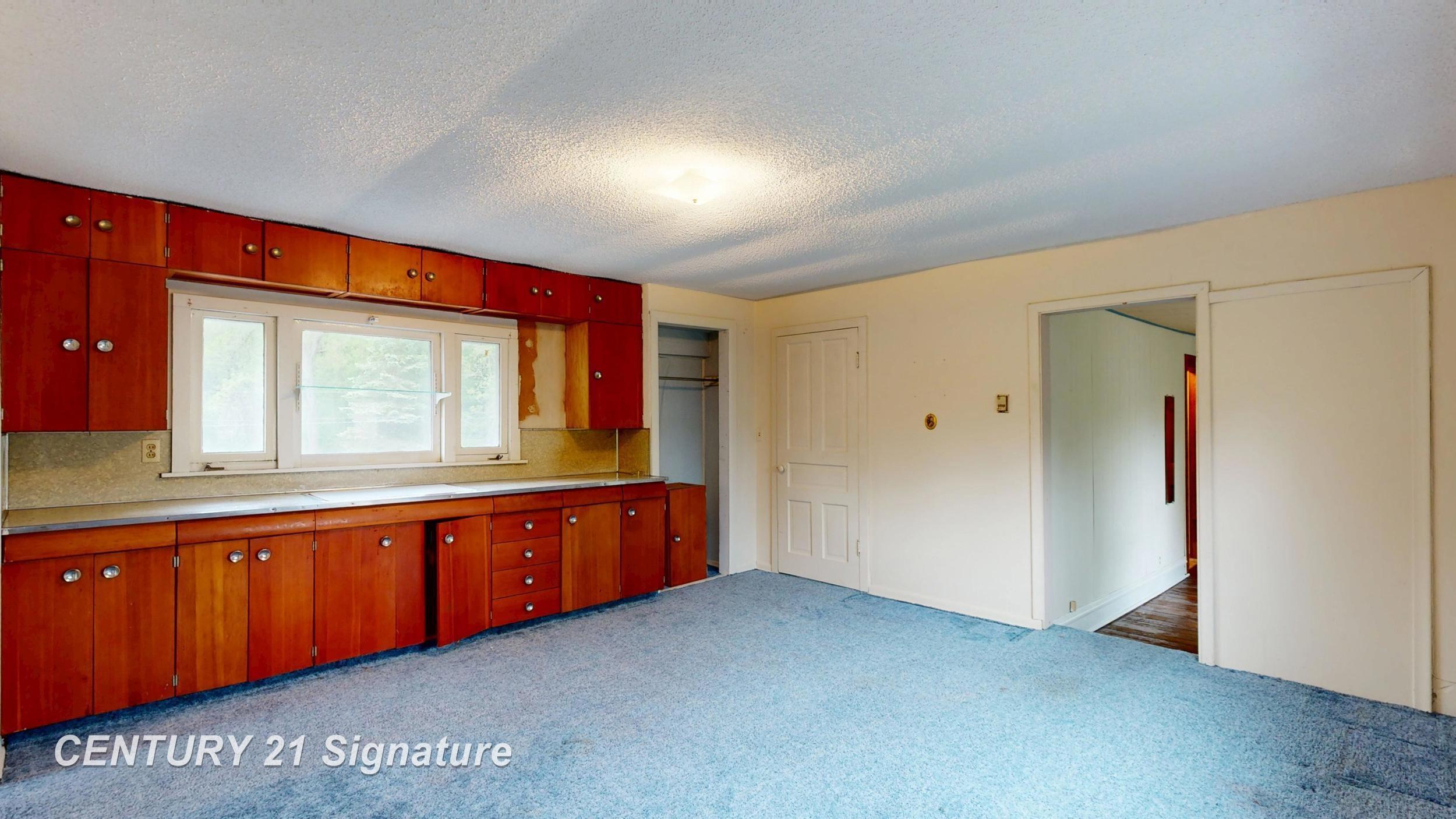 5501 Calkins Road Flint, MI 48532 - Photo 22 of 33