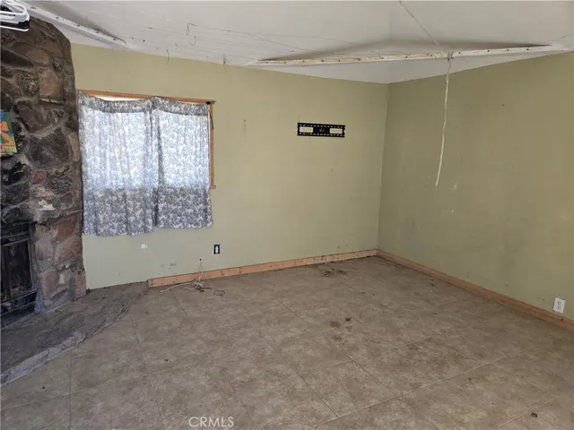 $190,000 | 35690 Cambria Road, Lucerne Valley, CA 92356