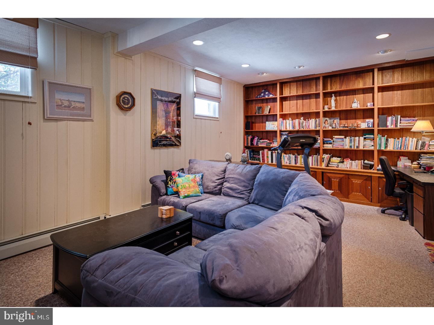 2752 South Kent Road Broomall, PA 19008 - Photo 13 of 25 Family Room