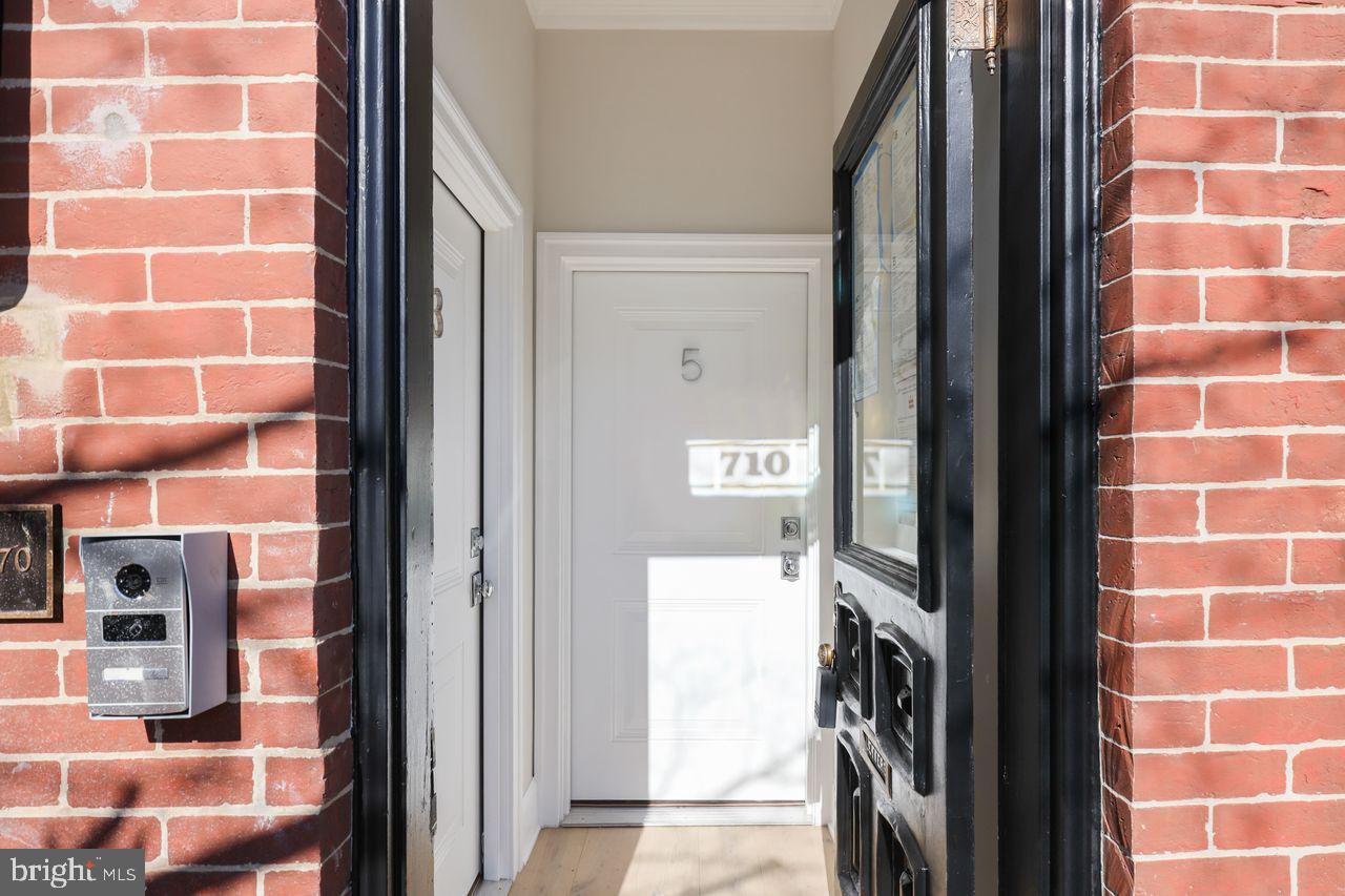 710 E Street Southeast, Unit 3 Washington, DC 20003 - Photo 6 of 7