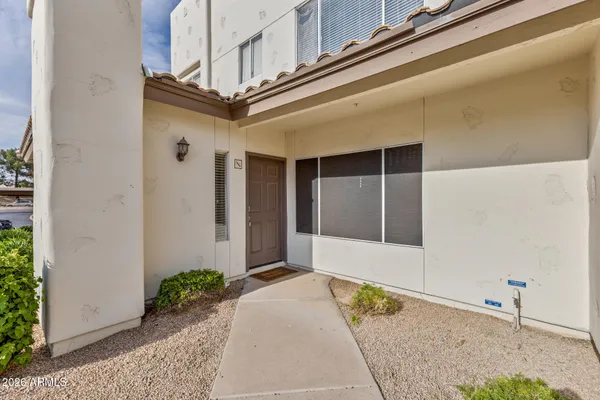$305,000 | 1825 West Ray Road, Unit 1055, Chandler, AZ 85224