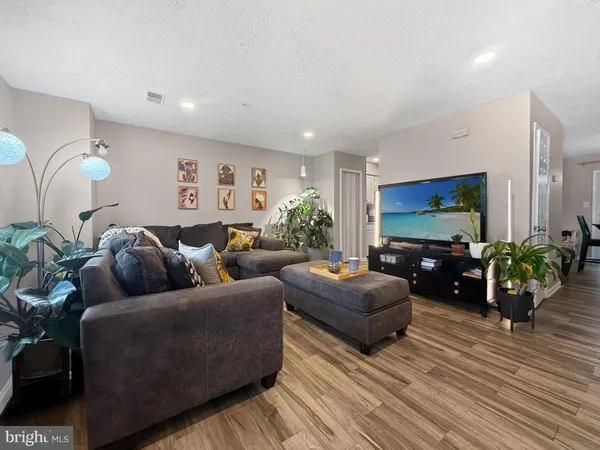 $2,500 | 7246 Mahogany Drive, Unit 4, Landover, MD 20785