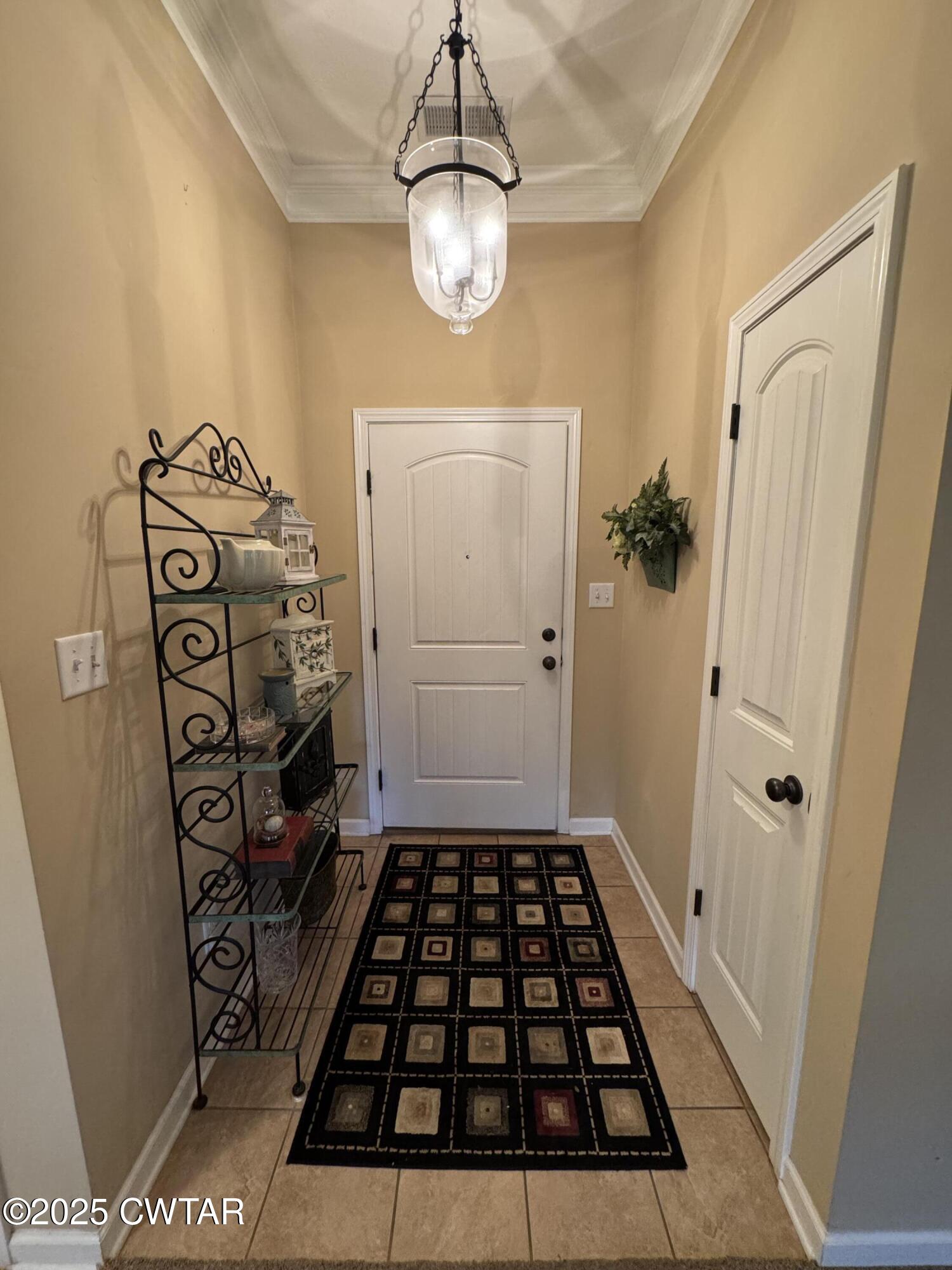 5111 Rolling Meadow Milan, TN 38358 - Photo 2 of 36 a view of a hallway