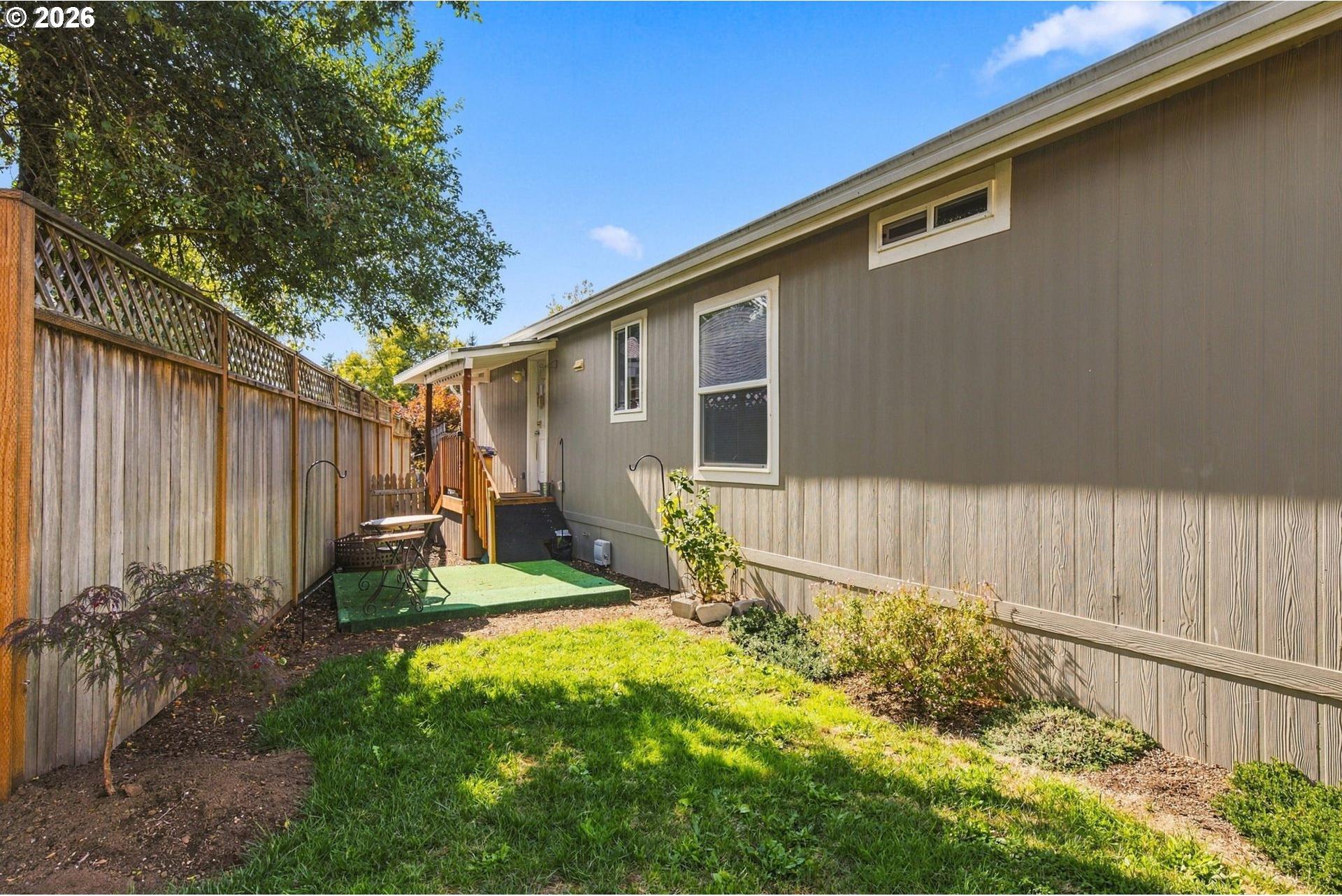 1125 58th Street, Unit 107 Springfield, OR 97478 - Photo 31 of 36 Gallery Image 31