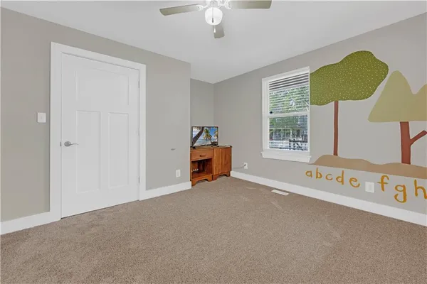 $279,500 | 807 West 7th Street, Sedalia, MO 65301