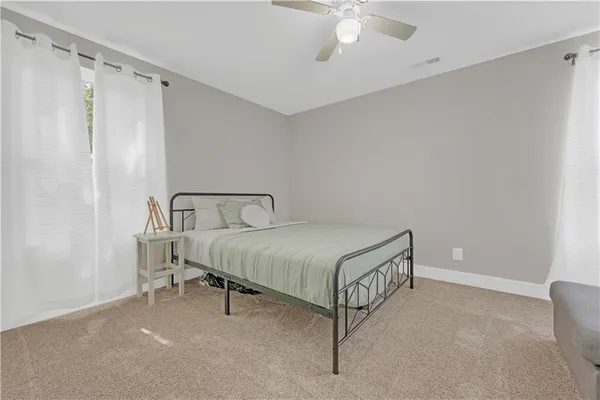 $279,500 | 807 West 7th Street, Sedalia, MO 65301