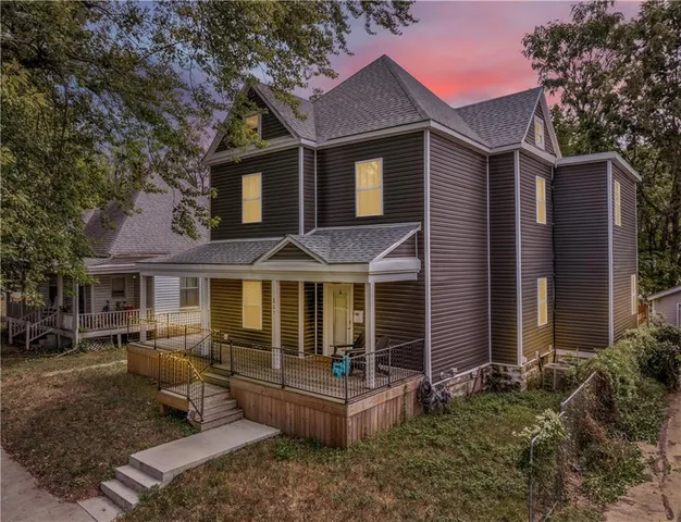 $285,000 | 807 West 7th Street, Sedalia, MO 65301