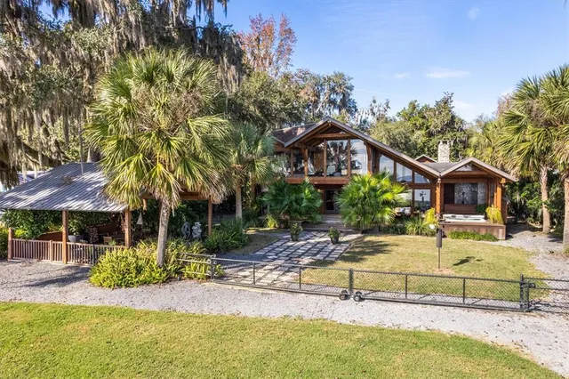$1,589,000 | 12603 Northeast 204th Terrace, Waldo, FL 32694