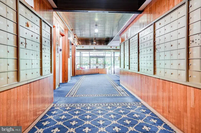 $340,000 | 801 North Pitt Street, Unit 1006, Alexandria, VA 22314