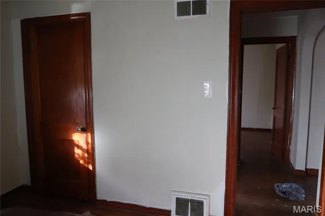 $62,500 | 3064 Alby Street, Alton, IL 62002