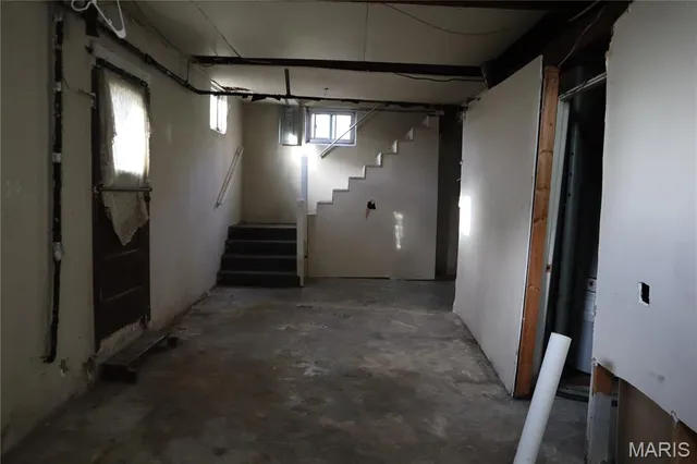 $62,500 | 3064 Alby Street, Alton, IL 62002