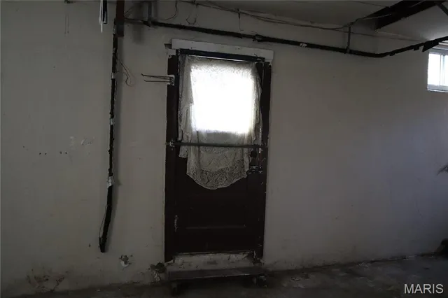 $62,500 | 3064 Alby Street, Alton, IL 62002