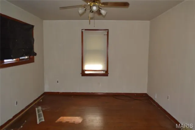 $62,500 | 3064 Alby Street, Alton, IL 62002