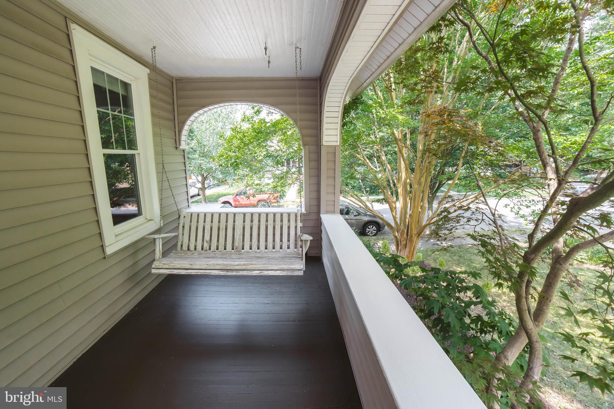 401 Woodford Road Baltimore, MD 21212 - Photo 7 of 89 Gallery Image 7