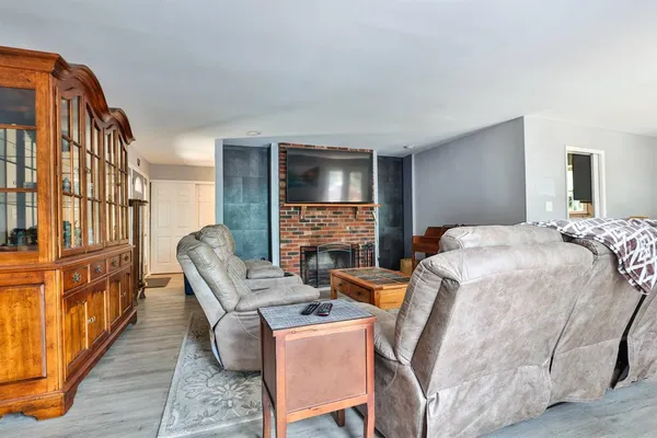 $415,000 | 12800 Akes Road, Moores Hill, IN 47032