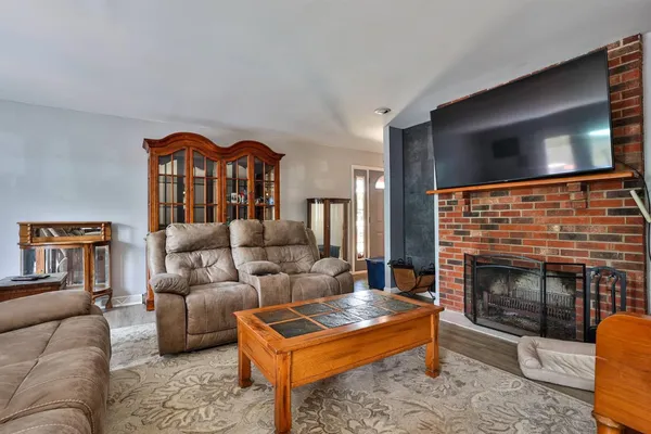 $415,000 | 12800 Akes Road, Moores Hill, IN 47032
