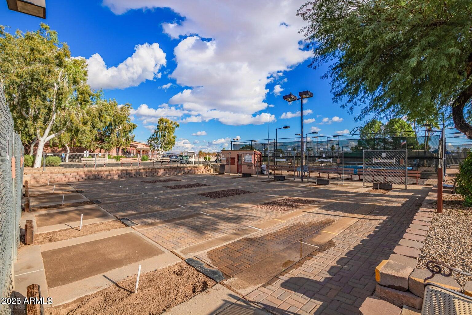 17200 West Bell Road, Unit 323 Surprise, AZ 85374 - Photo 45 of 51 Horse Shoes