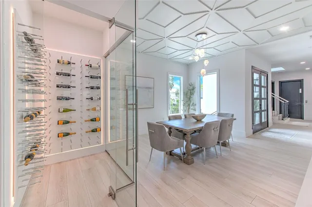 $3,750,000 | 4815 West Sunset Boulevard, Tampa, FL 33629