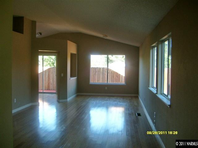 4462 Creekside Circle Reno, NV 89502 - Photo 2 of 13 Photo 2