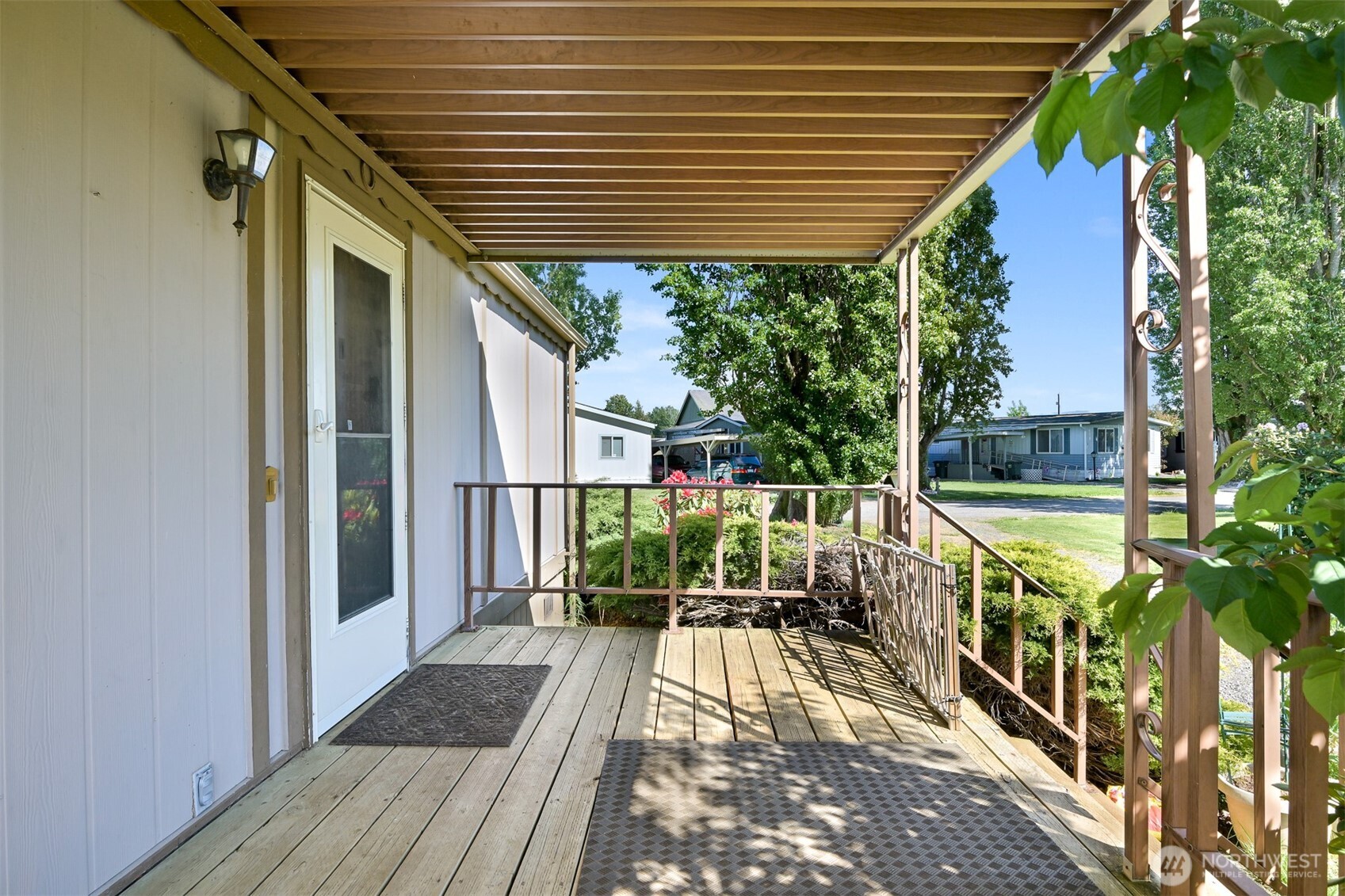 380 East Pole Road, Unit 13 Lynden, WA 98264 - Photo 23 of 30