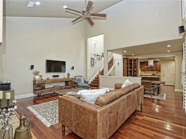 $3,595 | 8123 Forest Mesa Drive, Austin, TX 78759