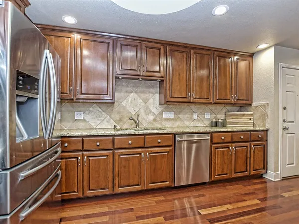 $3,595 | 8123 Forest Mesa Drive, Austin, TX 78759